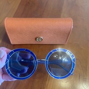 Tory Burch Like-New Retro-inspired Sunglasses